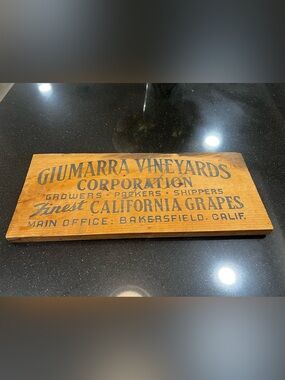 Giumarra Vineyards Corporation Wood Crate Sign